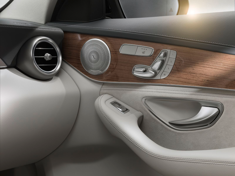 Illustration for article titled The New Mercedes-Benz C-Class: C-Class At Its Best